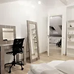Apartment Old Town Luxury And Spacious Vilnius