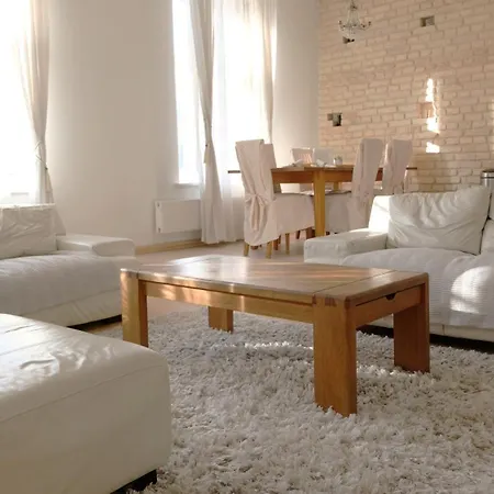 公寓 Old Town Luxury And Spacious