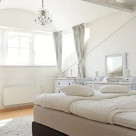 Old Town Luxury And Spacious *